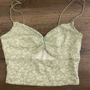 Spaghetti strap floral cropped top